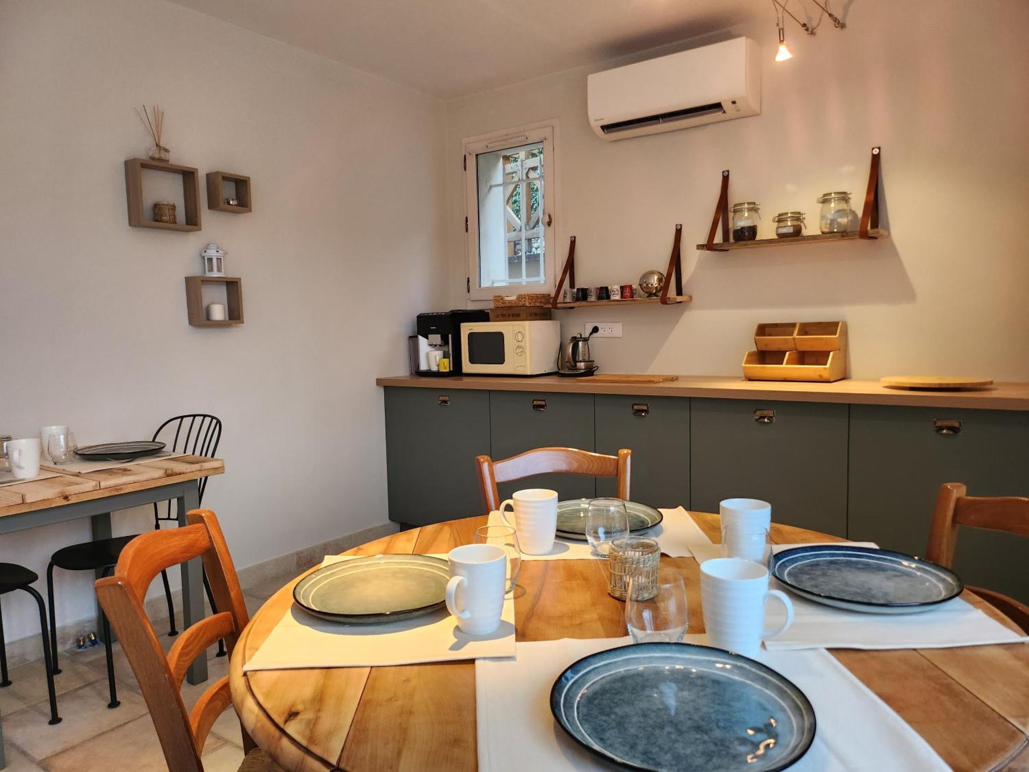 Domaine Les Gendalis Bed & Breakfast Saint-Saturnin-lès-Avignon Eksteriør bilde