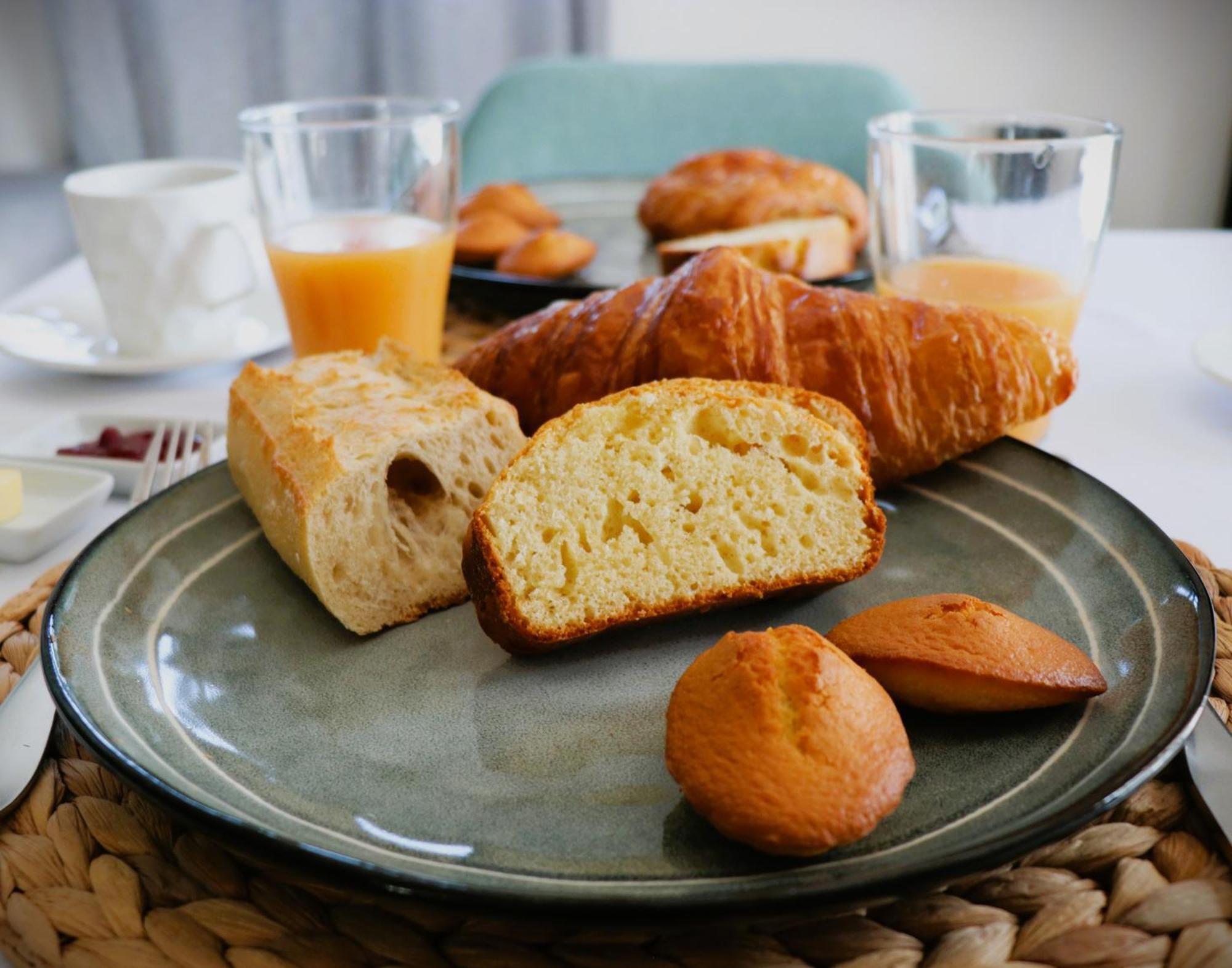 Domaine Les Gendalis Bed & Breakfast Saint-Saturnin-lès-Avignon Eksteriør bilde