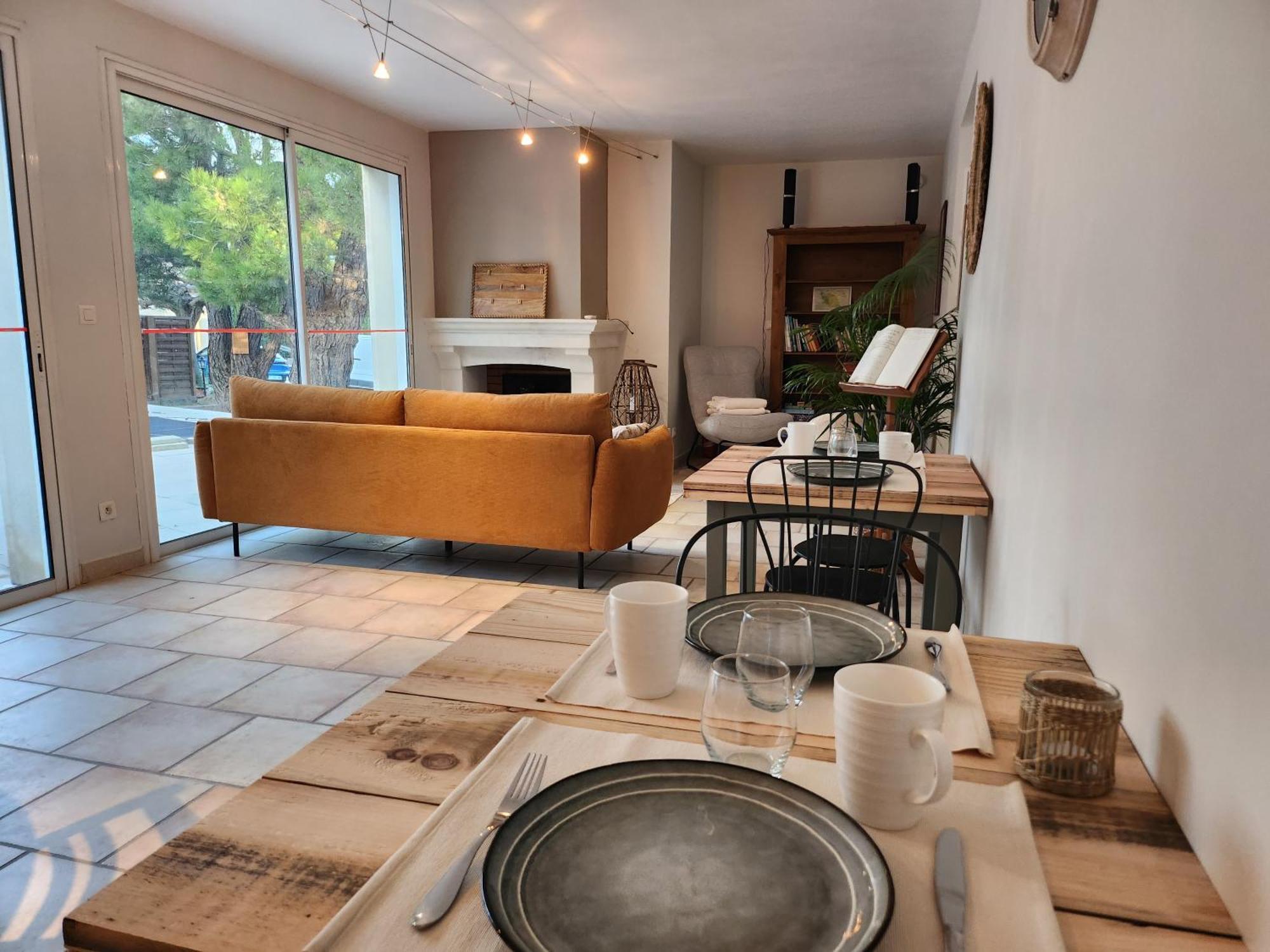 Domaine Les Gendalis Bed & Breakfast Saint-Saturnin-lès-Avignon Eksteriør bilde
