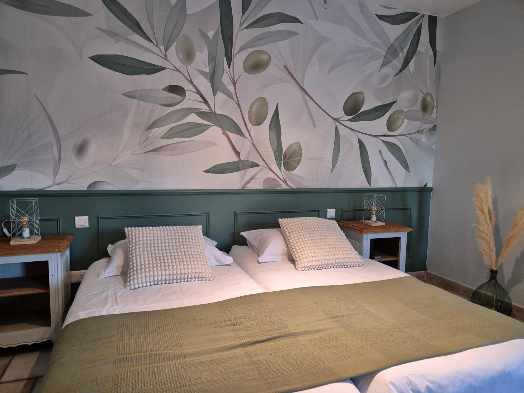 Domaine Les Gendalis Bed & Breakfast Saint-Saturnin-lès-Avignon Eksteriør bilde